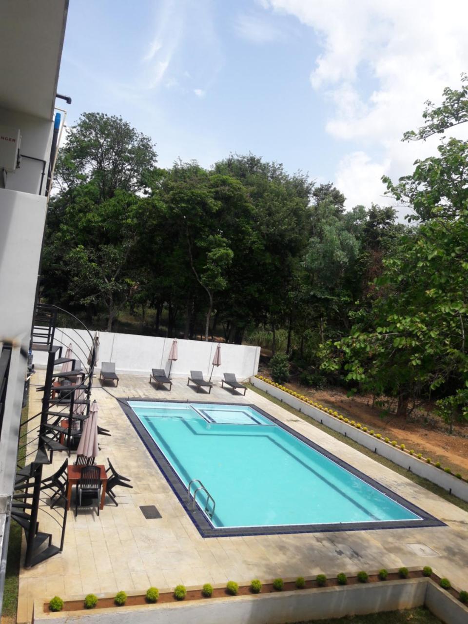 Lavish Resort - Sigirya Sigiriya Dış mekan fotoğraf